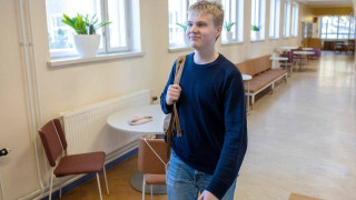 Valtakunnallisen Talousguru-kilpailun finaalipaikka takasi Jaakko Lindholmille lukion jälkeen opiskelupaikan yliopistossa. KUVA: TIMO MUSTALAMPI